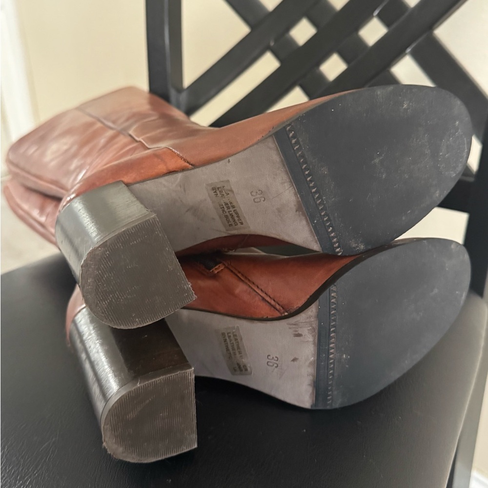 Beautiful Jonak Cognac (36)Brown Leather Heeled Boots - Picture 5 of 6